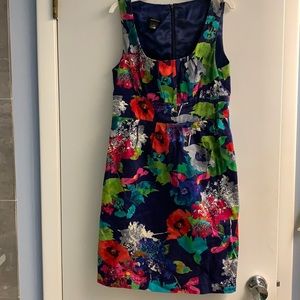 Colorful spring floral print dress for work or play. Spense brand. Size 6